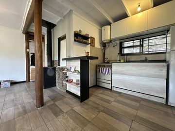 Cabaña en venta con bajada al rio