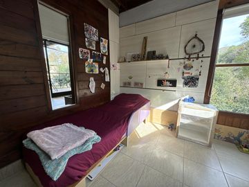 Cabaña en venta con bajada al rio