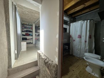 Cabaña en venta con bajada al rio