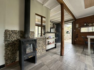 Cabaña en venta con bajada al rio