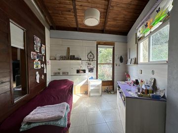 Cabaña en venta con bajada al rio