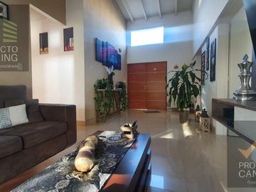 Casa en  Venta en Canning Barrio Don Joaquín
