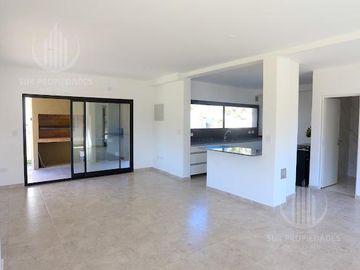 Casa en  Principado - Canning