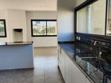 Casa en  Principado - Canning