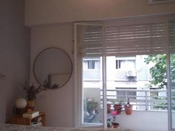 Departamento en venta - 2 dormitorios 1 baño - balcón - 73 mts2 - Recoleta