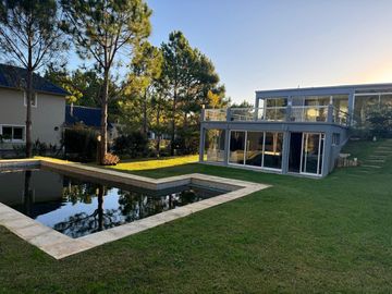 Casa en Barrio Cerrado La Herradura Pinamar