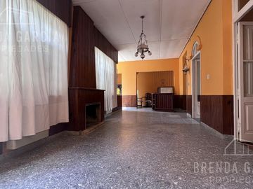 Casa Antigua Con Local En Venta  - San José Entre Ríos.
