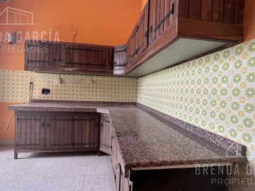 Casa Antigua Con Local En Venta  - San José Entre Ríos.
