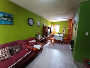 Casa en NEUQUÉN CAPITAL 3 dormitorios y amplio patio