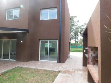 Casa - Francisco Alvarez
