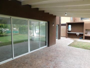 Casa - Francisco Alvarez