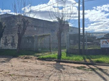 Galpón en  Alquiler