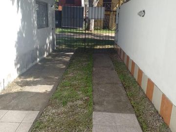 Casa Duplex en Mar Del Tuyu - 2 dormitorios - patio con parrilla - APTO CREDITO