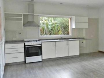 Casa en venta en barrio San Isidro Labrador, Villanueva, Tigre.