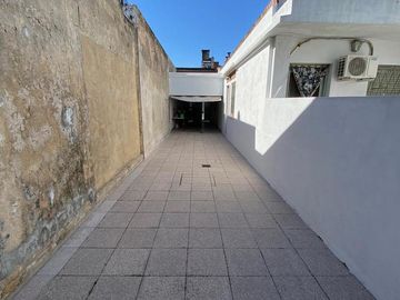 Casa en venta San Andrés 4 ambientes multifamiliar