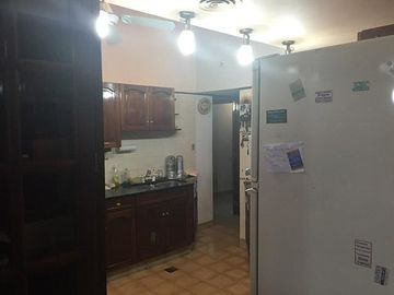 Venta de Chalet 4 Amb. en 2 Plantas S/Lote 500Mts.   Villa Lugano - Excelente Estado