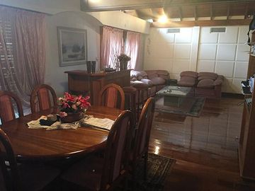 Venta de Chalet 4 Amb. en 2 Plantas S/Lote 500Mts.   Villa Lugano - Excelente Estado