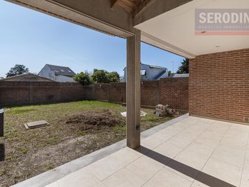 Casa en Bernal Este