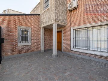 Casa en Bernal Este