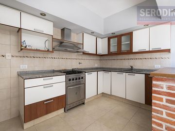 Casa en Bernal Este