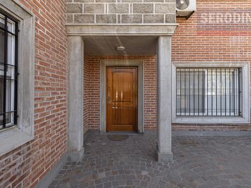 Casa en Bernal Este