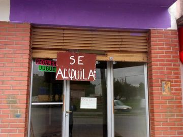 Casa en venta - 3 dormitorios 2 baños 2 locales - Cochera - 300mts2 - San Carlos, La Plata
