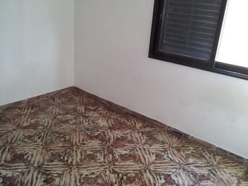 Casa en venta - 3 dormitorios 2 baños 2 locales - Cochera - 300mts2 - San Carlos, La Plata