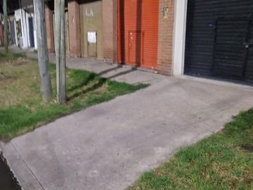 Casa en venta - 3 dormitorios 2 baños 2 locales - Cochera - 300mts2 - San Carlos, La Plata