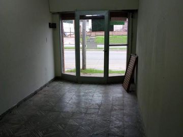 Casa en venta - 3 dormitorios 2 baños 2 locales - Cochera - 300mts2 - San Carlos, La Plata