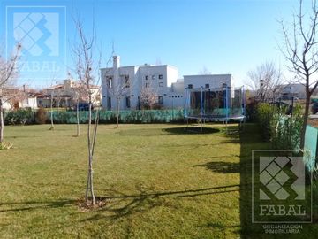 casa venta Comahue Golf Club Barrio Privado