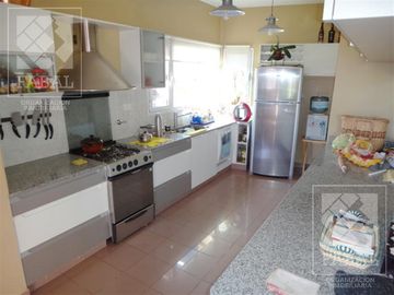 casa venta Comahue Golf Club Barrio Privado