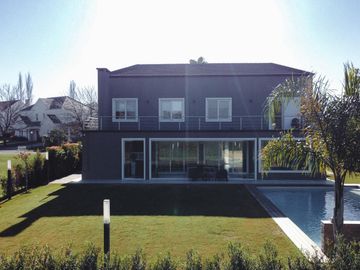 Casa en  venta en Pilar Golf | VCO Propiedades