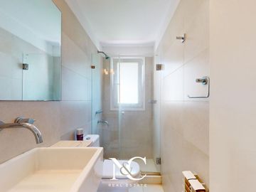 Casa en venta en Costa Esmeralda, barrio residencial