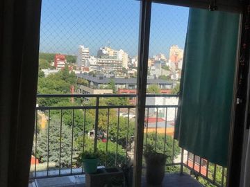 2 ambientes con balcon! Superi al 3500