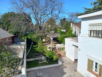 Casa en venta - 3 Dormitorios 2 Baños - Cochera - 289Mts2 - Florencio Varela
