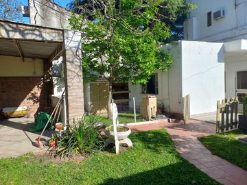 Casa en venta - 3 Dormitorios 2 Baños - Cochera - 289Mts2 - Florencio Varela