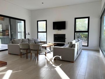 Casa en venta en Costa Esmeralda Golf