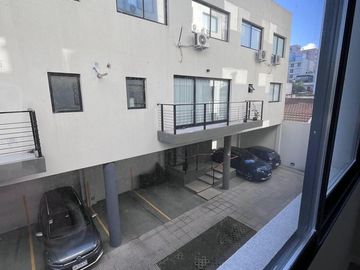 Departamento en  venta 3 ambientes baño y toilette. Cochera Fija - Villa Ballester