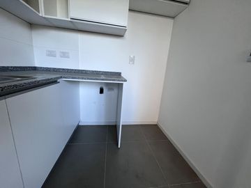 Departamento en  venta 3 ambientes baño y toilette. Cochera Fija - Villa Ballester
