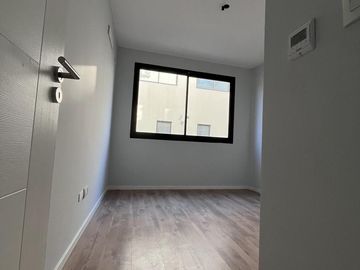 Departamento en  venta 3 ambientes baño y toilette. Cochera Fija - Villa Ballester