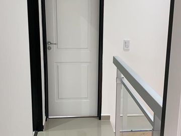 Dúplex en venta - 2 Dormitorios 2 Baños - Cochera - 110Mts2 - Berazategui
