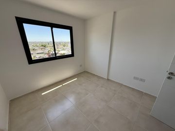 Departamento a estrenar frente con balcón y amenities sobre Avenida Colón