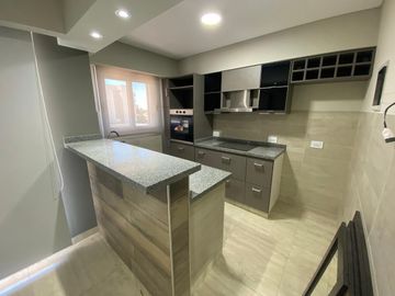 Lobos 41, Wilde ¡3 Ambientes al contrafrente en Venta!