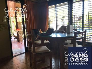 Casa - Adrogue