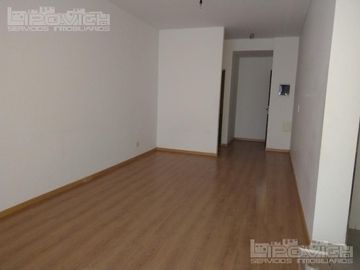2 Amb. PB Contr.c/ Patio y Cochera f/c. Apto. Seguridad. Lambare al 900  - Almagro