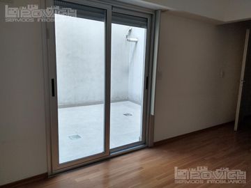 2 Amb. PB Contr.c/ Patio y Cochera f/c. Apto. Seguridad. Lambare al 900  - Almagro