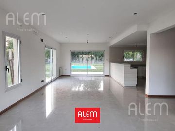 Casa en venta en La Horqueta de Echeverría | Canning | APTO CRÉDITO