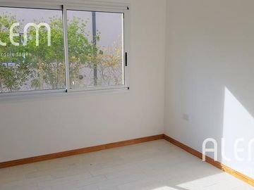 Casa en venta en La Horqueta de Echeverría | Canning | APTO CRÉDITO