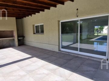 Casa en venta en La Horqueta de Echeverría | Canning | APTO CRÉDITO