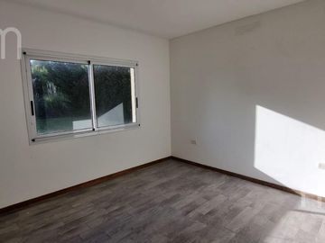 Casa en venta en La Horqueta de Echeverría | Canning | APTO CRÉDITO